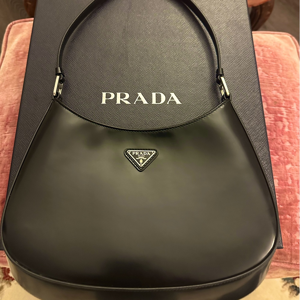 Black Prada Cleo